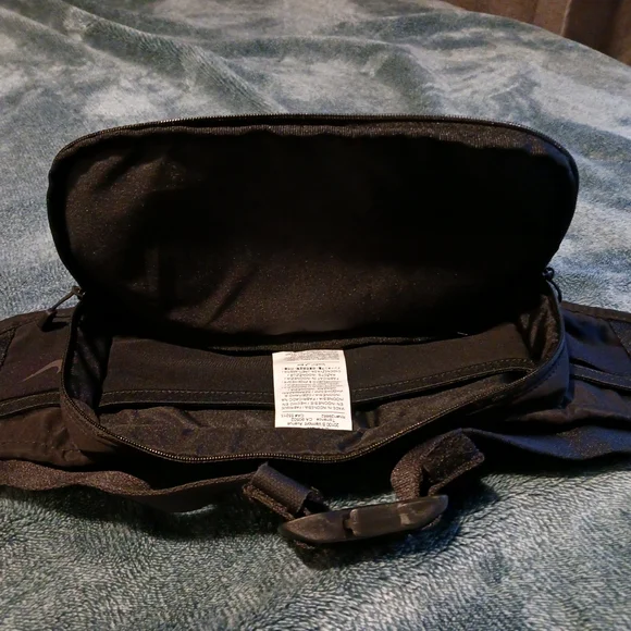 Nike Black Belt Bag for Men - Picture 6 of 9